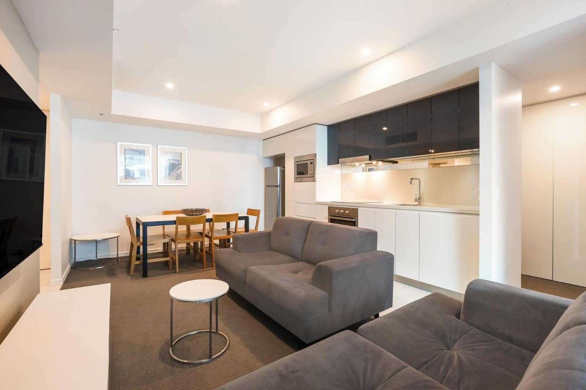 Number 1 H Residences - Wifi, Parking & More By Gold Coast Holidays Buitenkant foto
