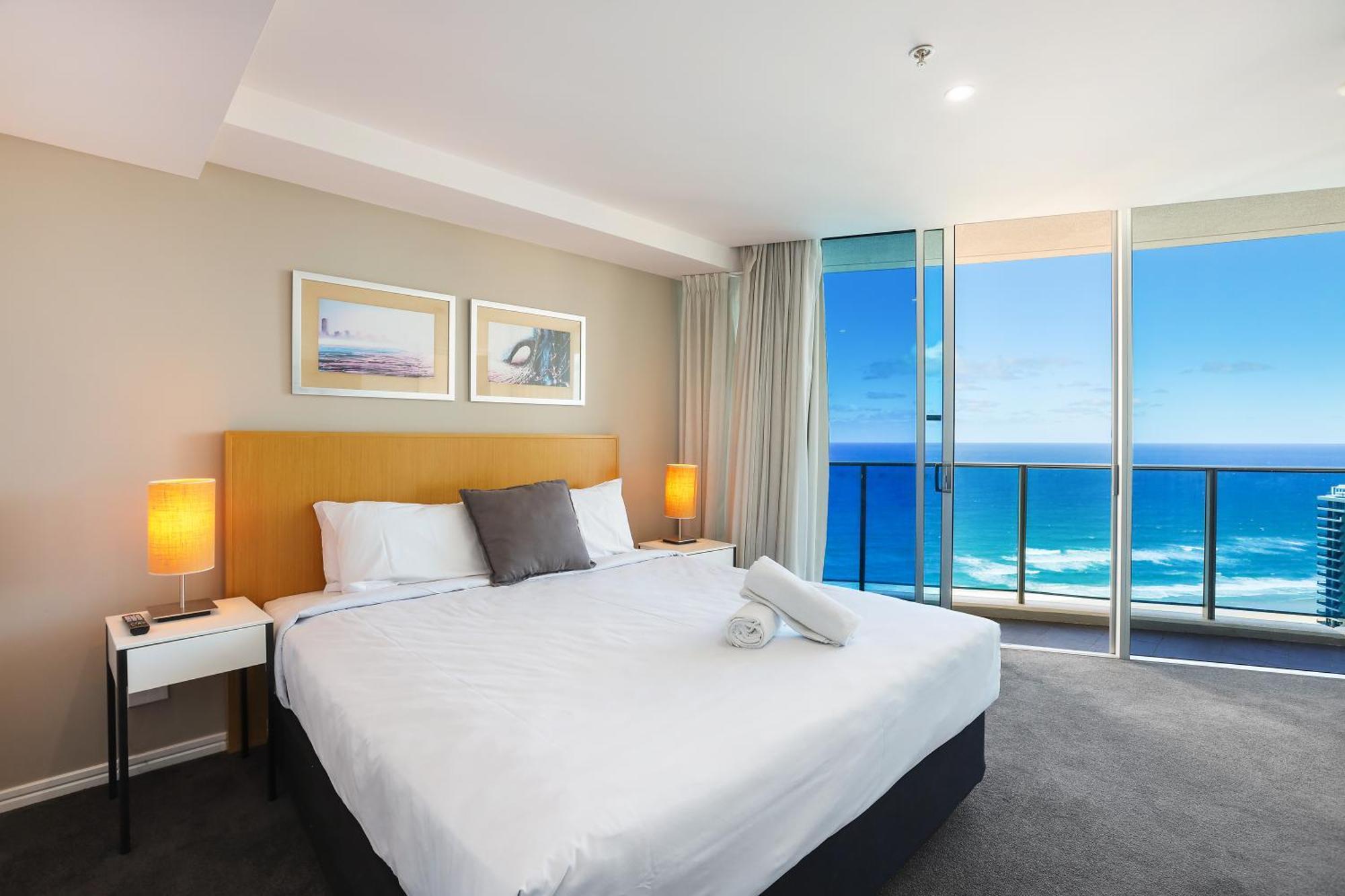 Number 1 H Residences - Wifi, Parking & More By Gold Coast Holidays Buitenkant foto