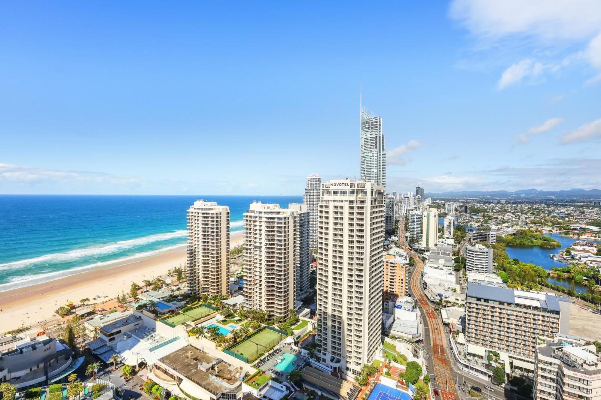 Number 1 H Residences - Wifi, Parking & More By Gold Coast Holidays Buitenkant foto