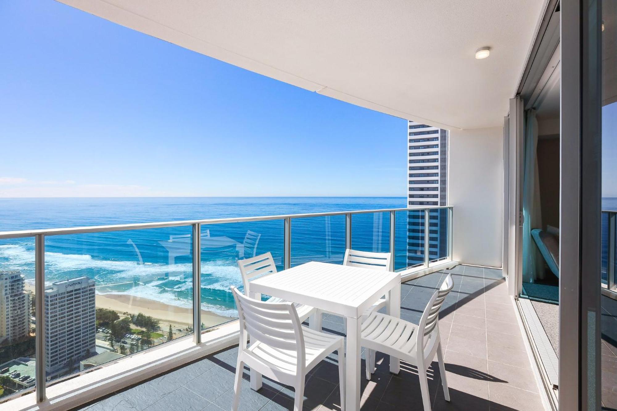 Number 1 H Residences - Wifi, Parking & More By Gold Coast Holidays Buitenkant foto