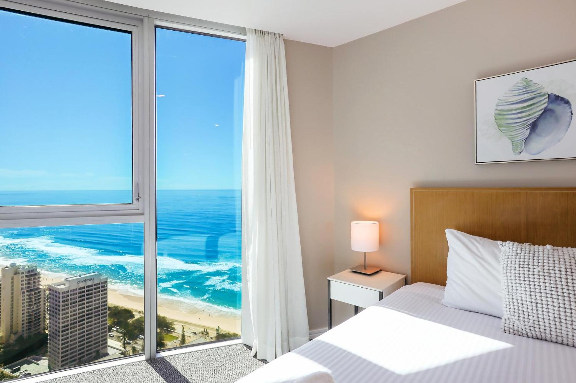 Number 1 H Residences - Wifi, Parking & More By Gold Coast Holidays Buitenkant foto