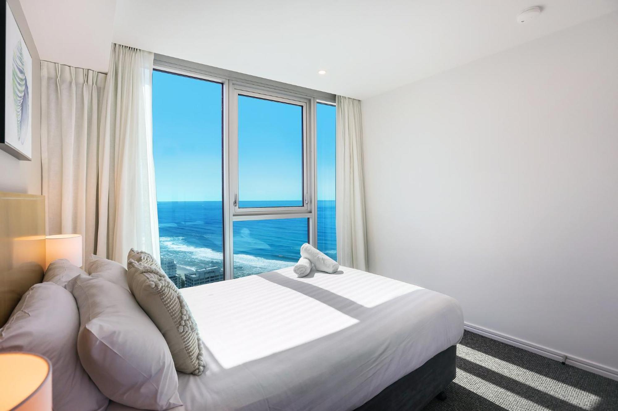 Number 1 H Residences - Wifi, Parking & More By Gold Coast Holidays Buitenkant foto